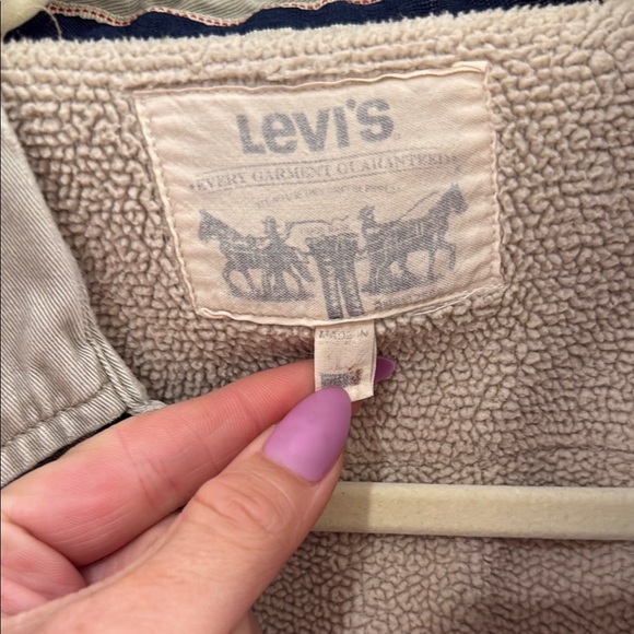 Levi's Vintage Button Up Jacket - Picture 2 of 6